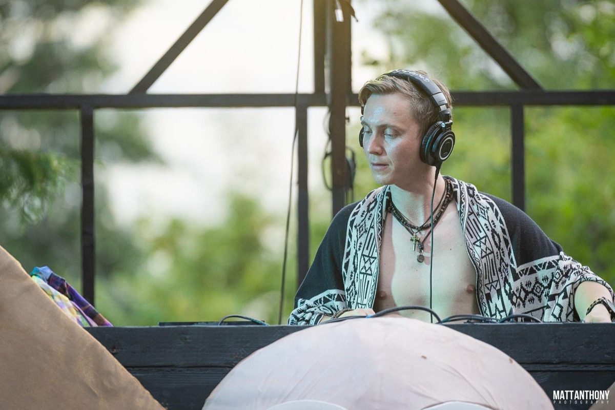 RÚN at Enliven Festival